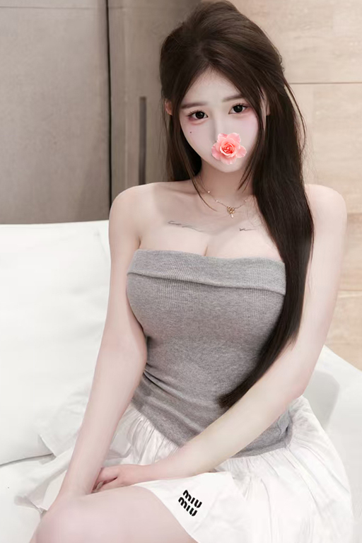 最最新女孩6827.jpg